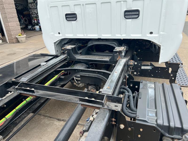 Ford F-650 SuperCab 2WD DRW 2012