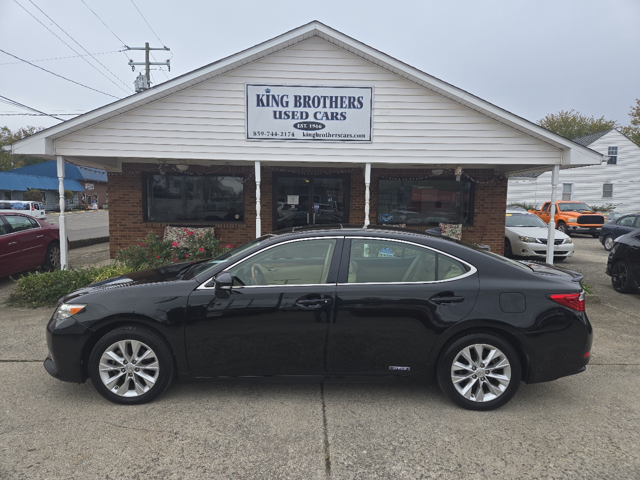 Lexus ES 300h 4dr Sdn Hybrid 2015 Lexus ES 300h 4dr Sdn Hybrid 2015