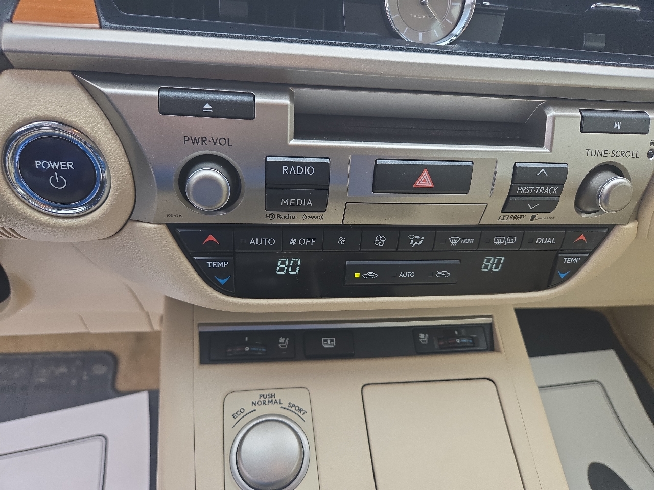 Lexus ES 300h 4dr Sdn Hybrid 2015 Lexus ES 300h 4dr Sdn Hybrid 2015