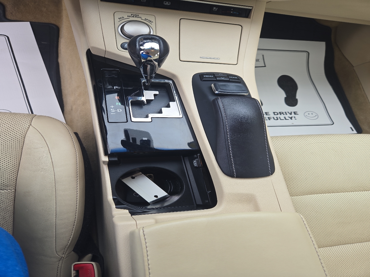 Lexus ES 300h 4dr Sdn Hybrid 2015 Lexus ES 300h 4dr Sdn Hybrid 2015