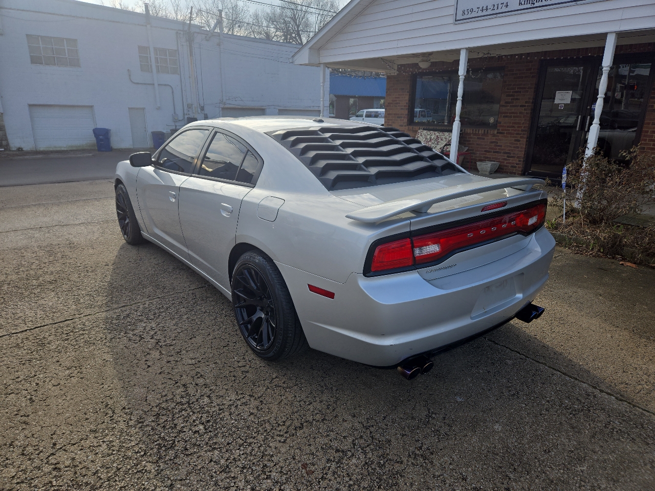 Dodge Charger 4dr Sdn SXT Plus RWD 2012