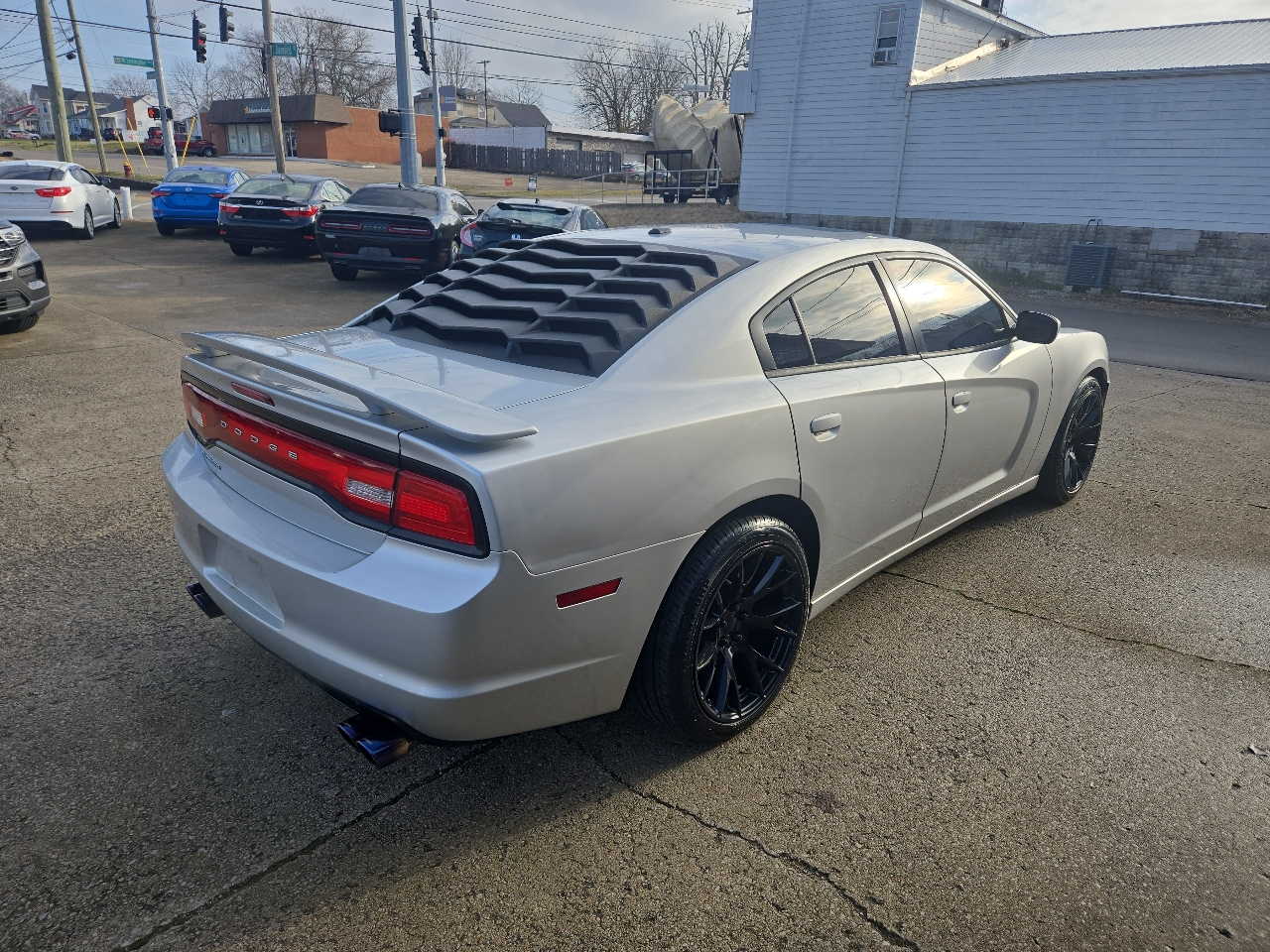 Dodge Charger 4dr Sdn SXT Plus RWD 2012