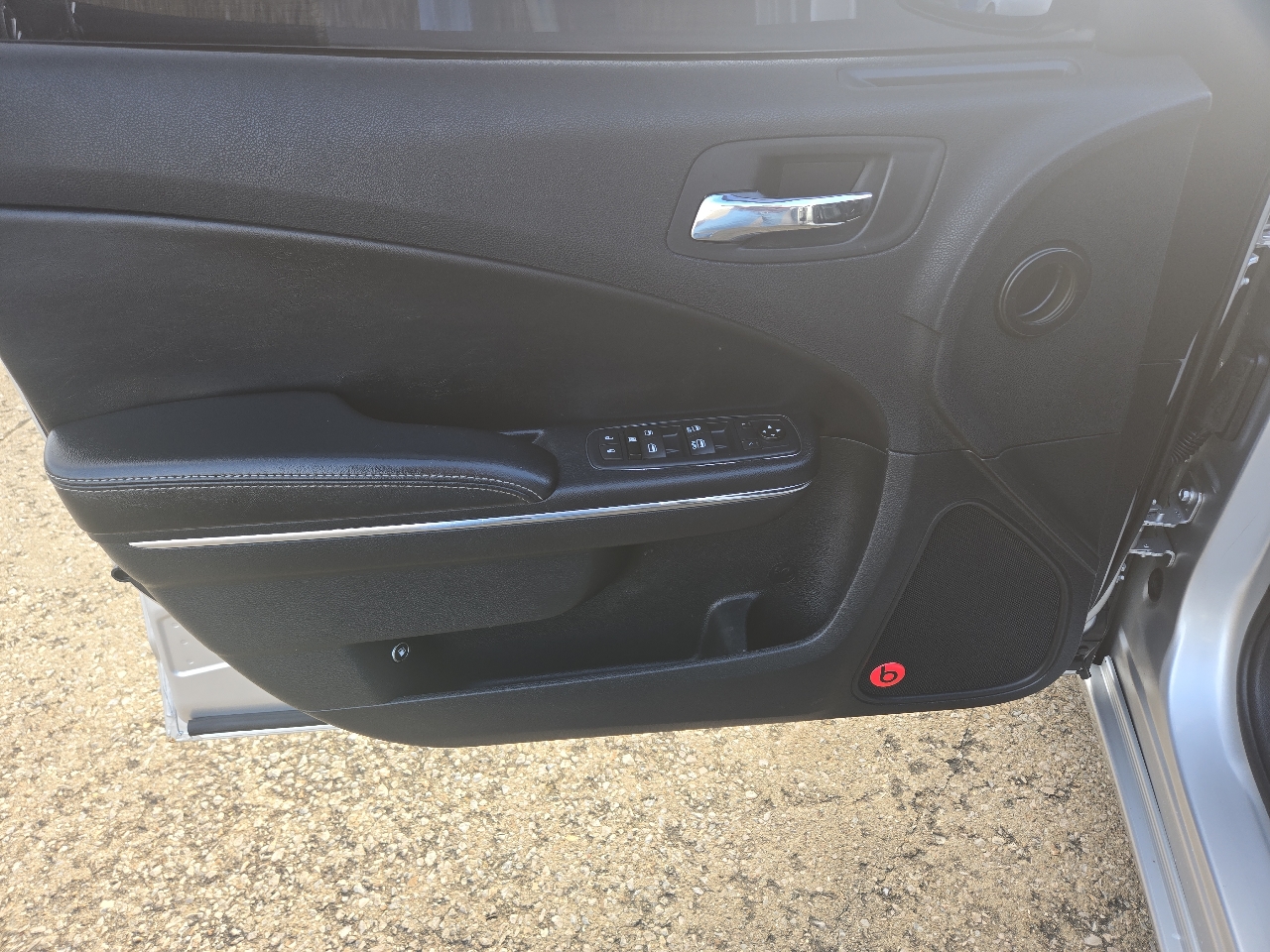 Dodge Charger 4dr Sdn SXT Plus RWD 2012