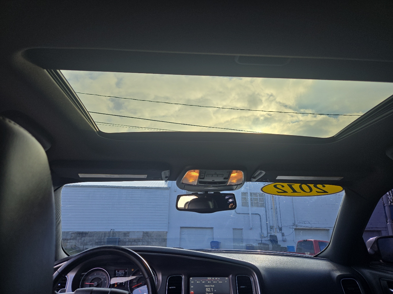 Dodge Charger 4dr Sdn SXT Plus RWD 2012