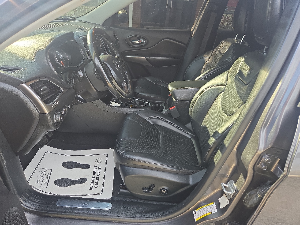 Jeep Cherokee Limited FWD 2020