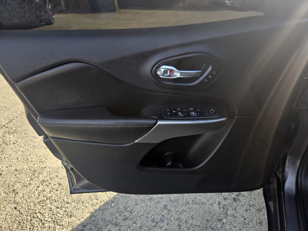 Jeep Cherokee Limited FWD 2020