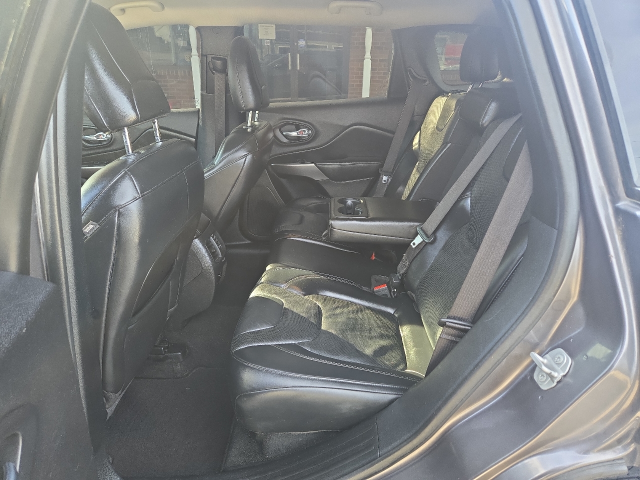 Jeep Cherokee Limited FWD 2020