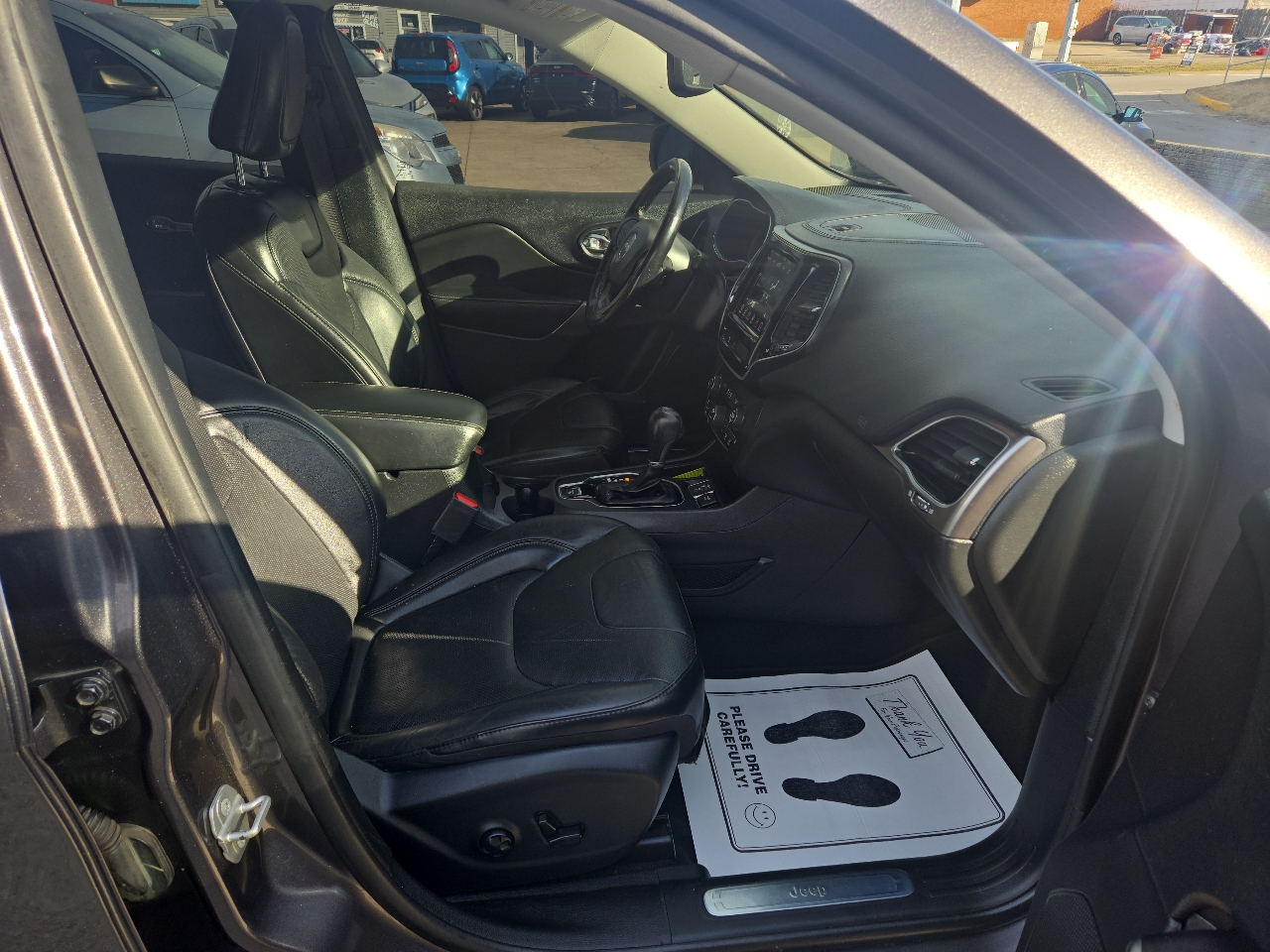 Jeep Cherokee Limited FWD 2020