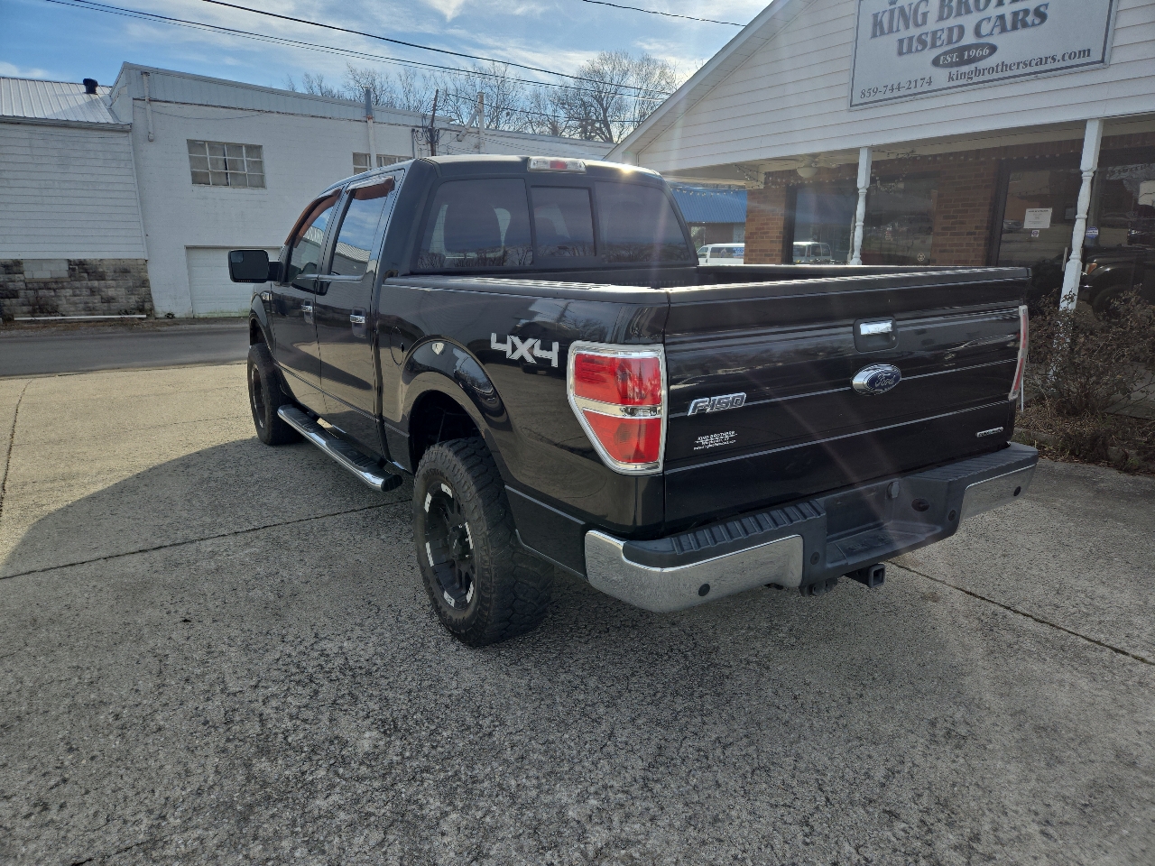 Ford F-150 4WD SuperCrew 145" XLT 2013