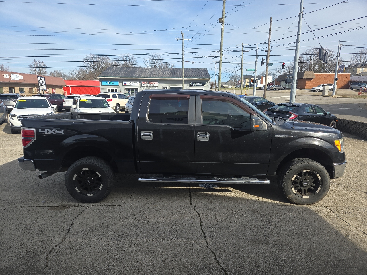 Ford F-150 4WD SuperCrew 145" XLT 2013