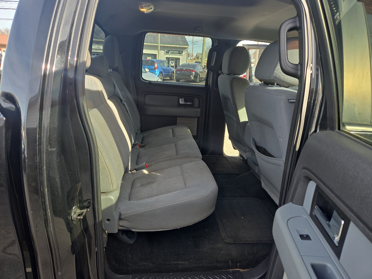 Ford F-150 4WD SuperCrew 145" XLT 2013