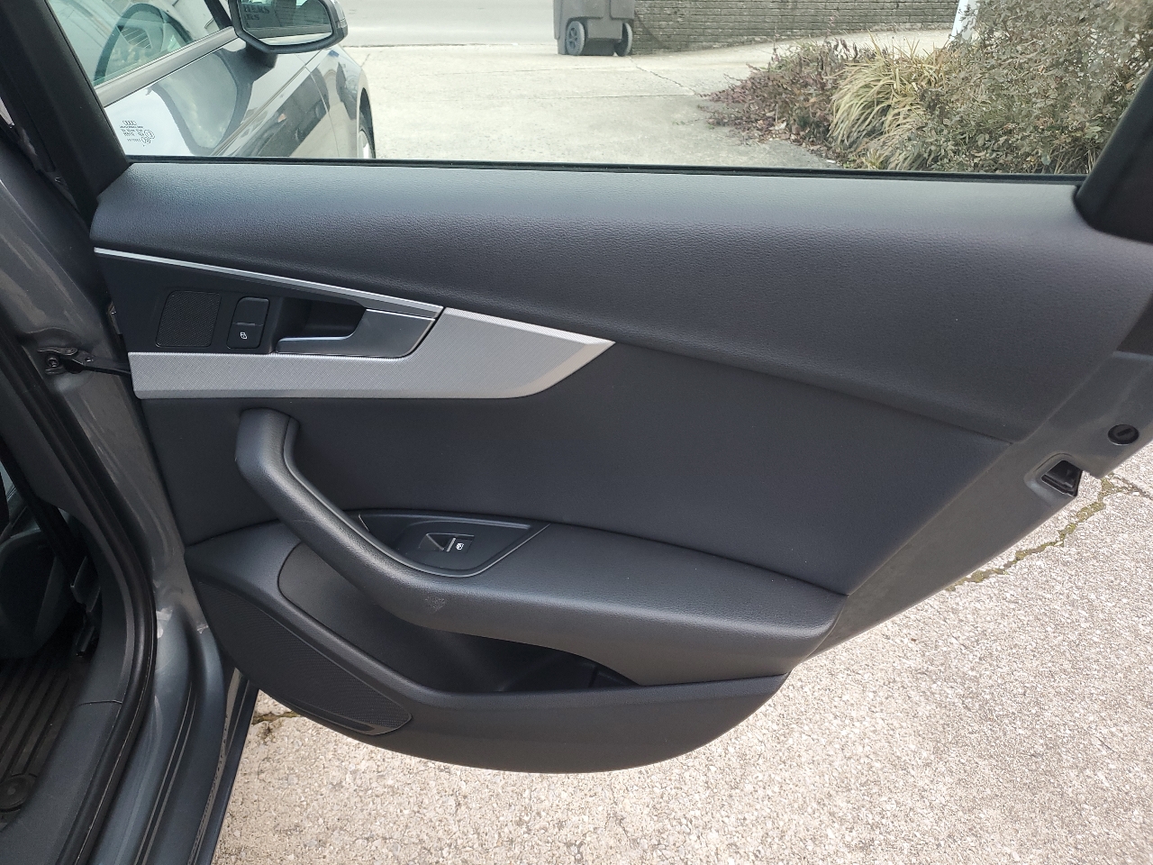 Audi A4 2.0 TFSI Auto Premium quattro AWD 2017