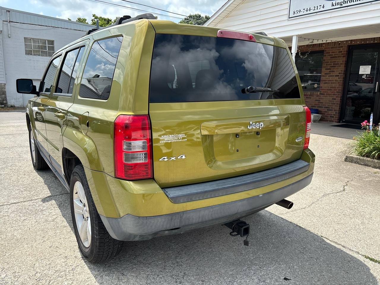 2012 Jeep Patriot Latitude - Photo 10