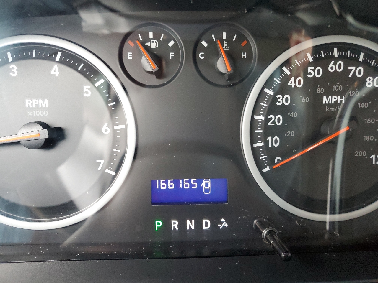 RAM 1500 4WD Quad Cab 140.5" Express 2012