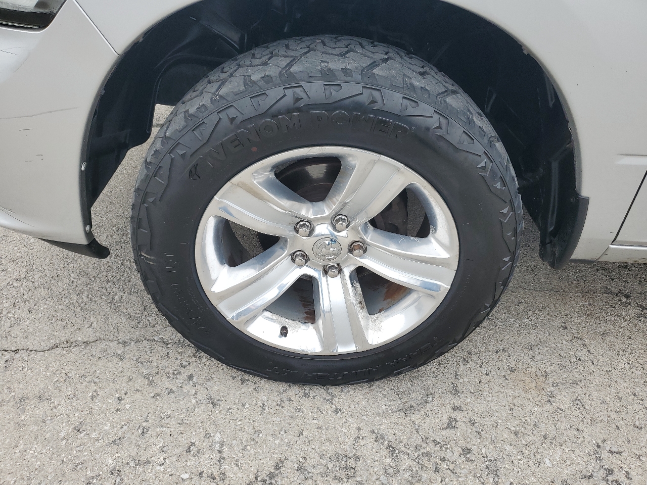 RAM 1500 4WD Quad Cab 140.5" Sport 2014