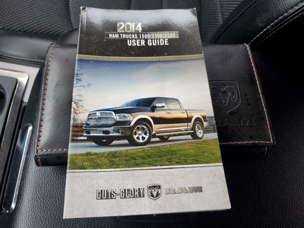 RAM 1500 4WD Quad Cab 140.5" Sport 2014