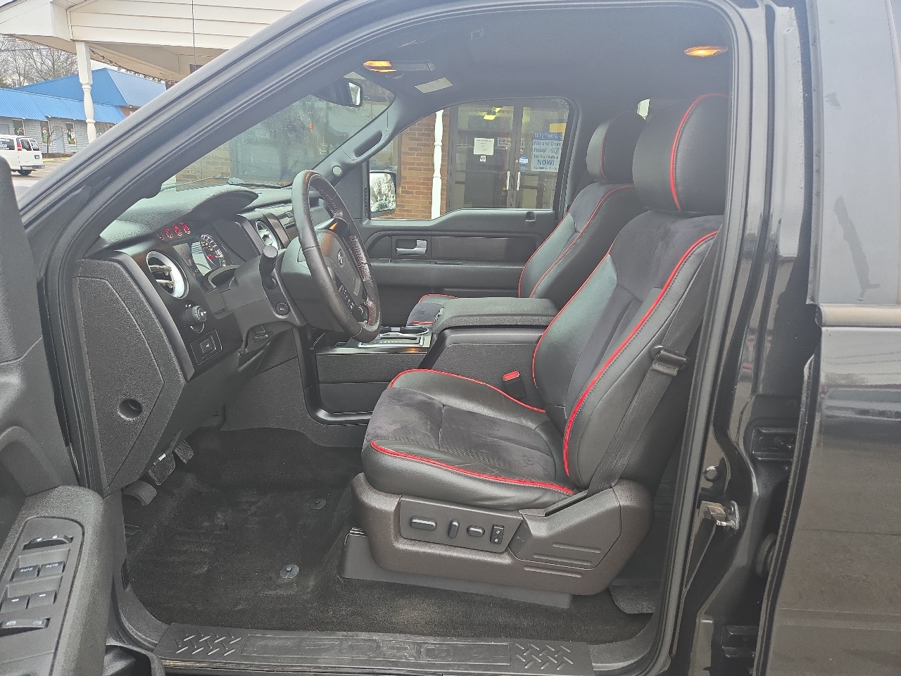 Ford F-150 4WD SuperCrew 145" FX4 2014