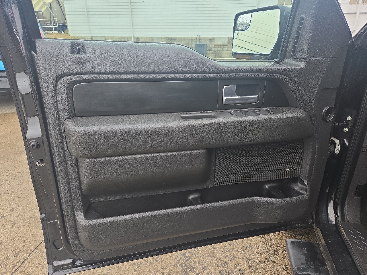 Ford F-150 4WD SuperCrew 145" FX4 2014