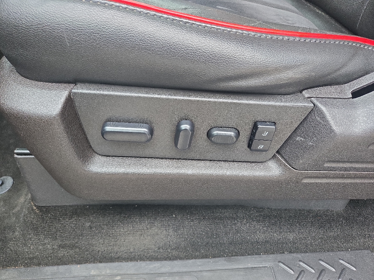 Ford F-150 4WD SuperCrew 145" FX4 2014