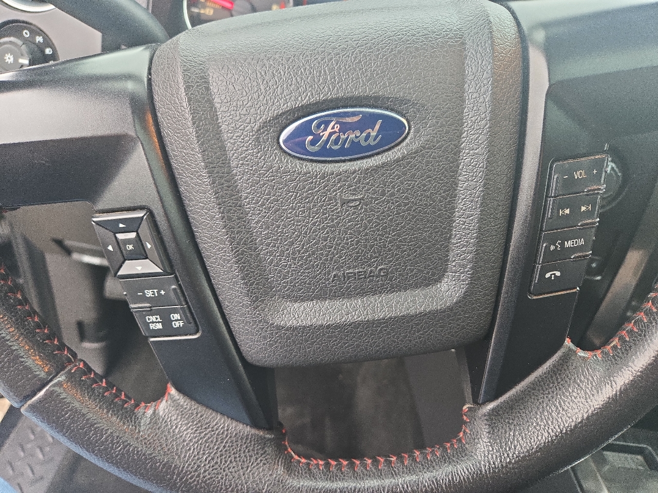 Ford F-150 4WD SuperCrew 145" FX4 2014