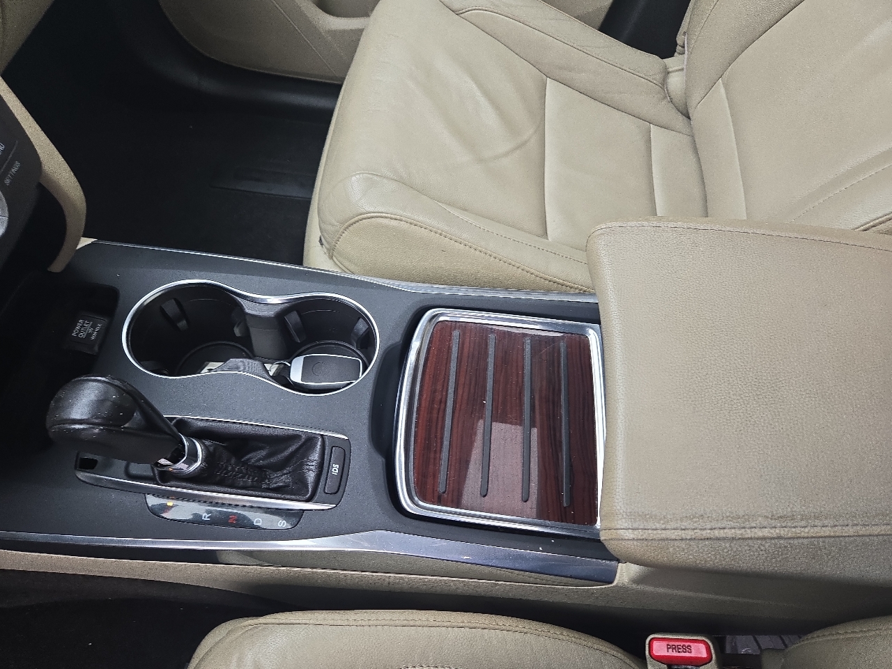 Acura MDX FWD 4dr Tech Pkg 2014