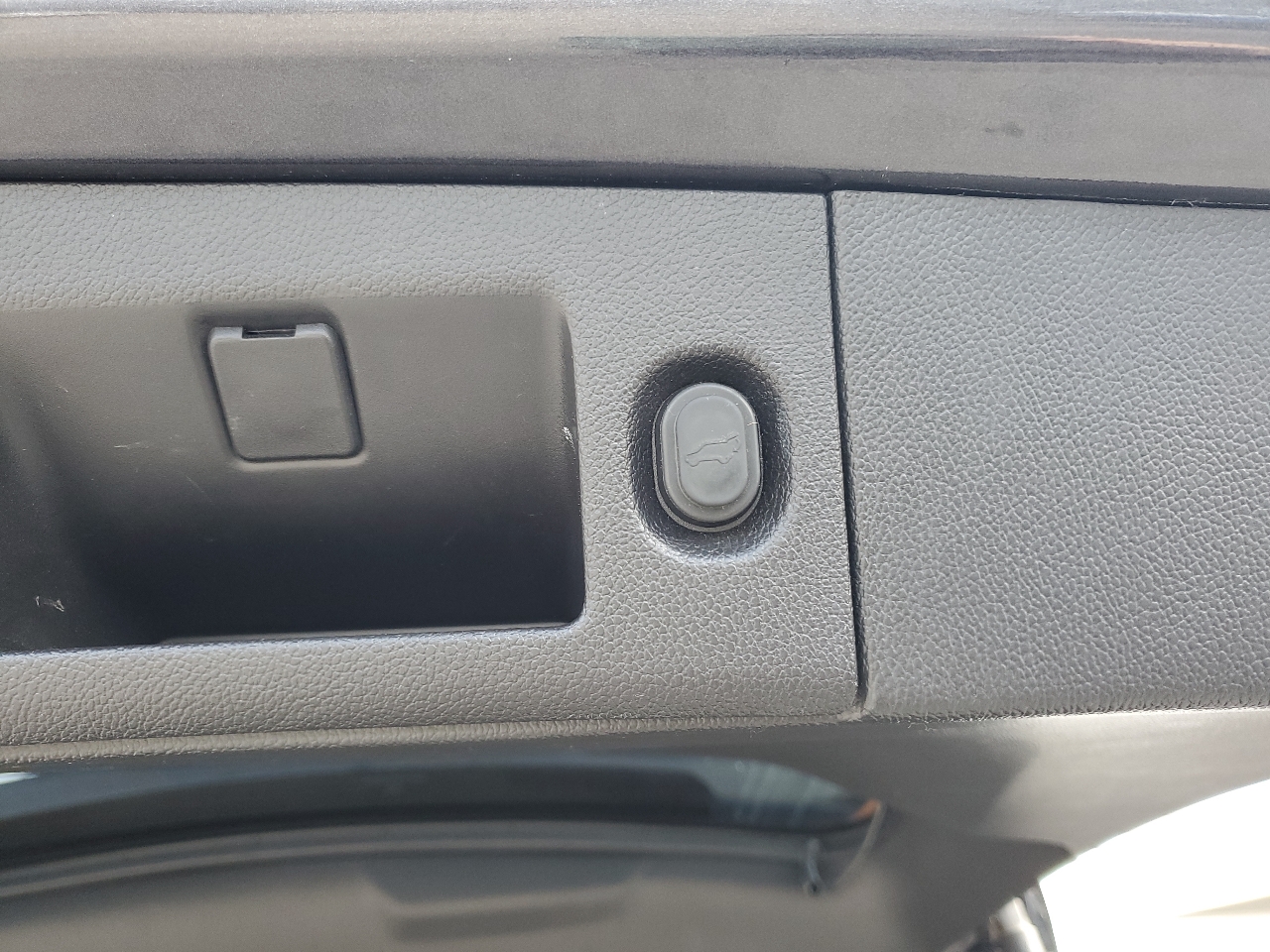 GMC Yukon 4WD 4dr SLT 2016