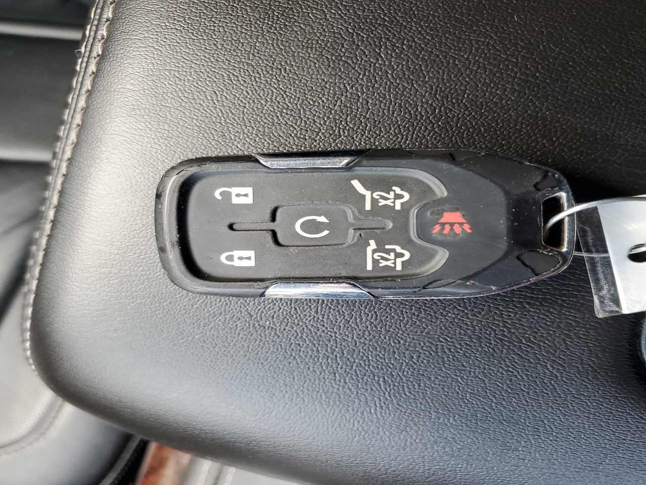 GMC Yukon 4WD 4dr SLT 2016