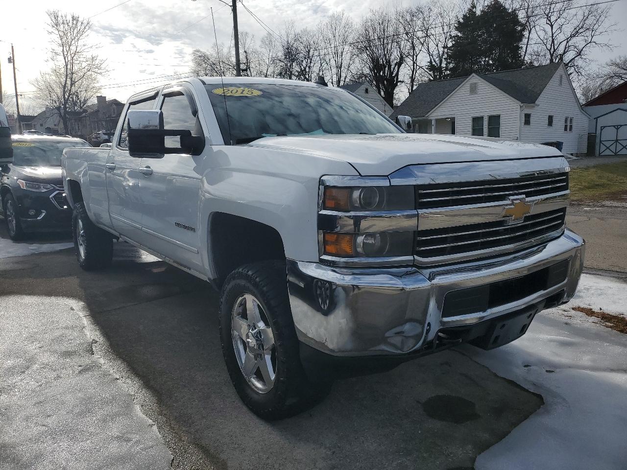Chevrolet Silverado 2500HD 4WD Crew Cab 153.7" LT 2015