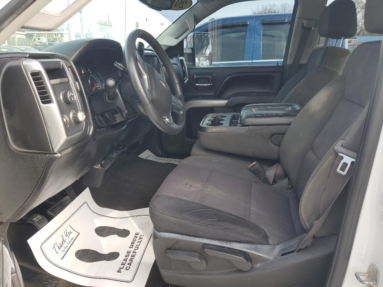 Chevrolet Silverado 2500HD 4WD Crew Cab 153.7" LT 2015