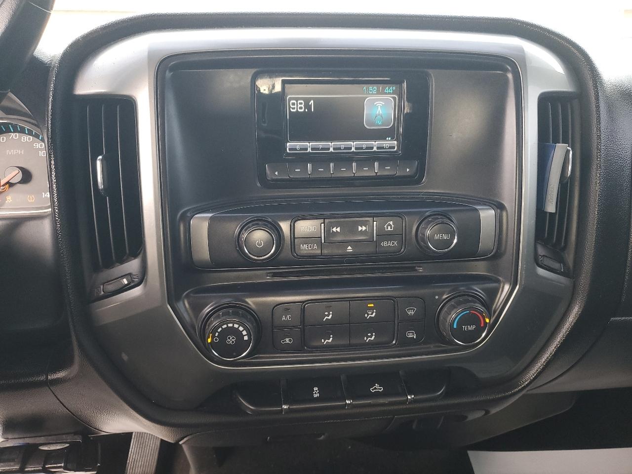 Chevrolet Silverado 2500HD 4WD Crew Cab 153.7" LT 2015