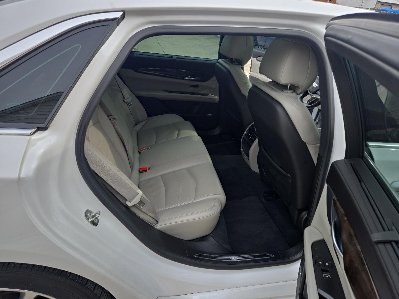 Cadillac CT6 4dr Sdn 3.0L Turbo Premium Luxury AWD 2017