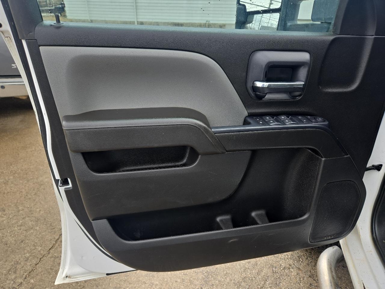 Chevrolet Silverado 2500HD 4WD Double Cab 158.1" Work Truck 2017