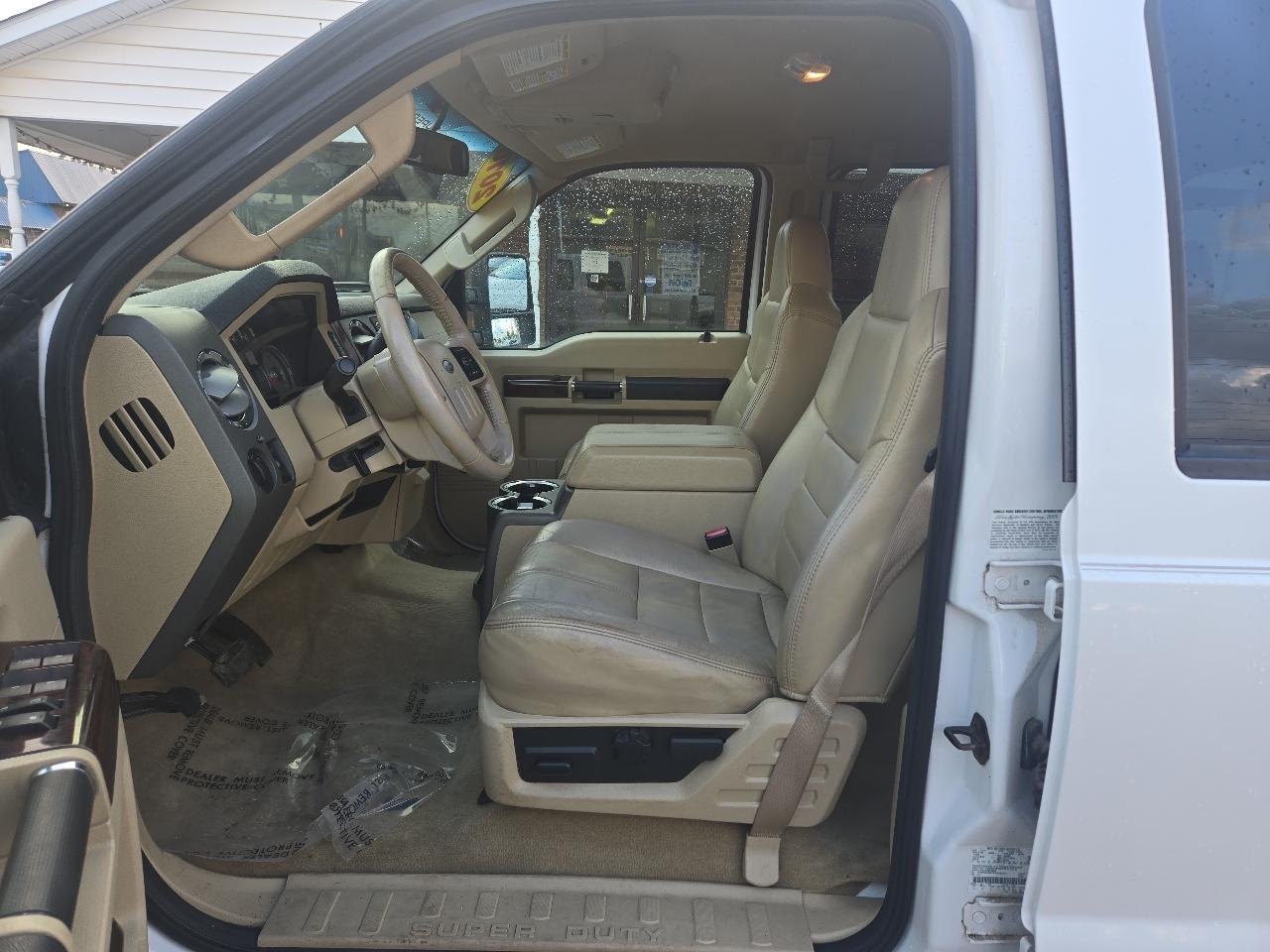 Ford Super Duty F-350 SRW 4WD Crew Cab 156" Lariat 2010