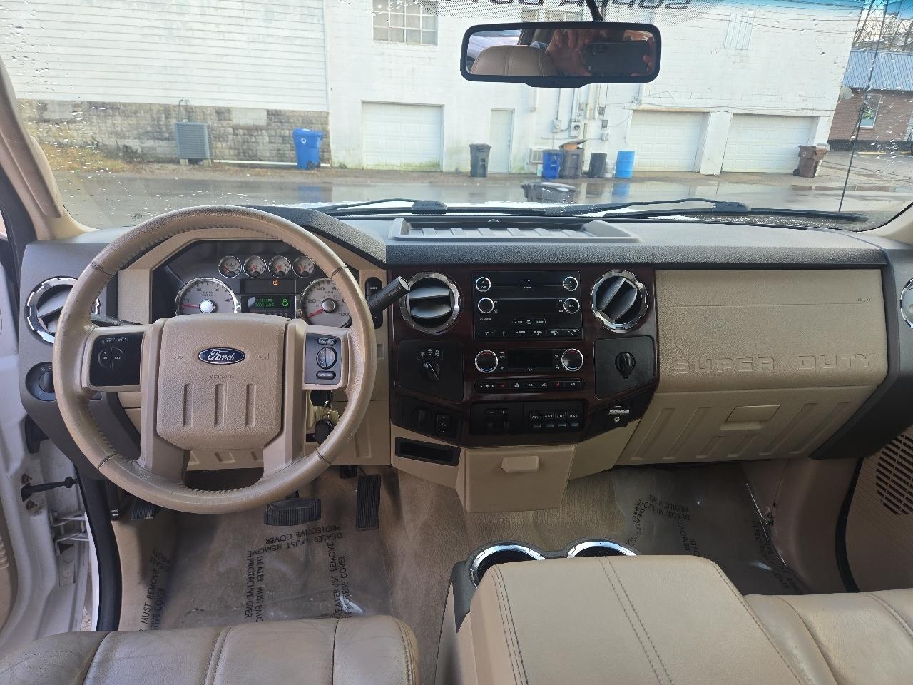 Ford Super Duty F-350 SRW 4WD Crew Cab 156" Lariat 2010