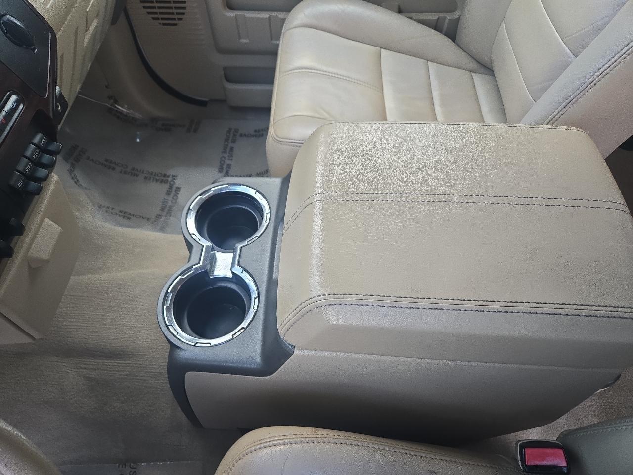 Ford Super Duty F-350 SRW 4WD Crew Cab 156" Lariat 2010