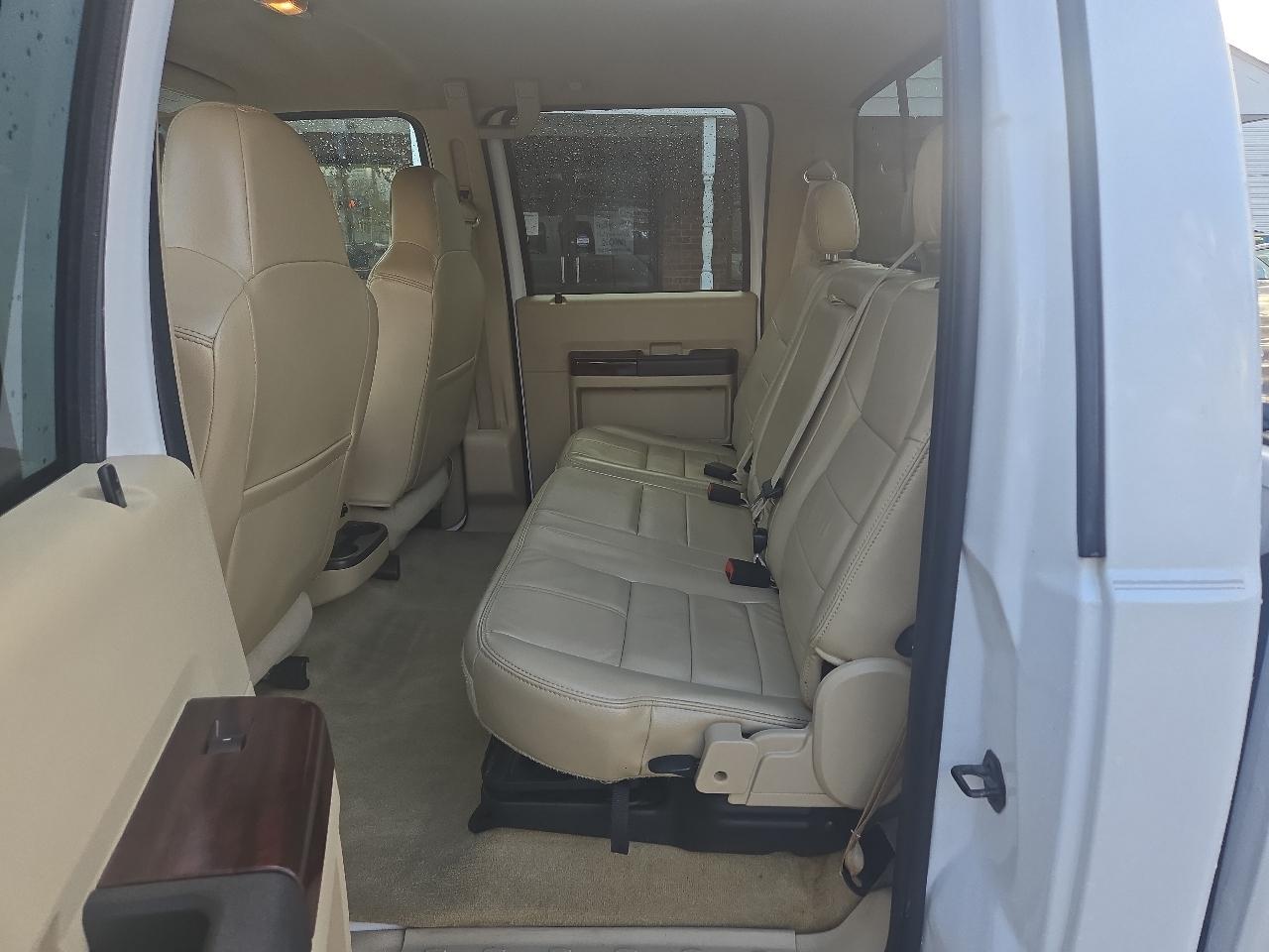 Ford Super Duty F-350 SRW 4WD Crew Cab 156" Lariat 2010