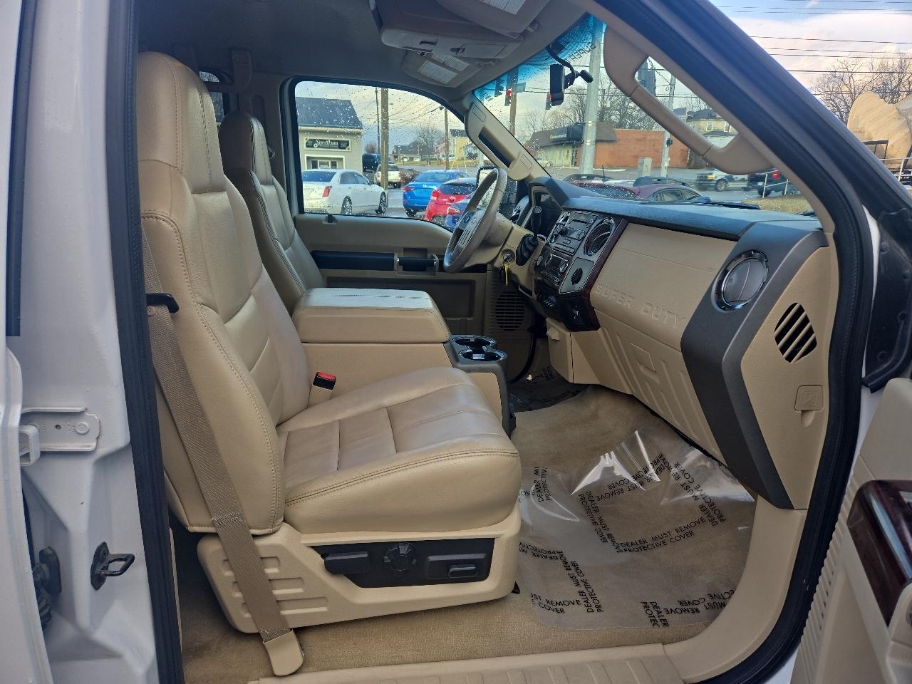 Ford Super Duty F-350 SRW 4WD Crew Cab 156" Lariat 2010