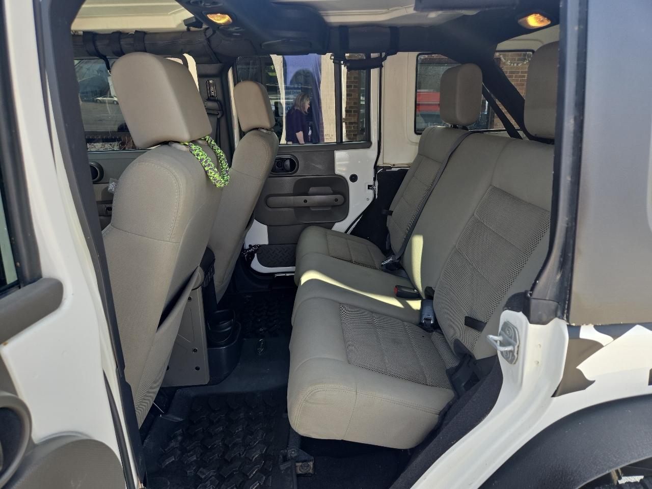 Jeep Wrangler Unlimited 4WD 4dr Rubicon 2009