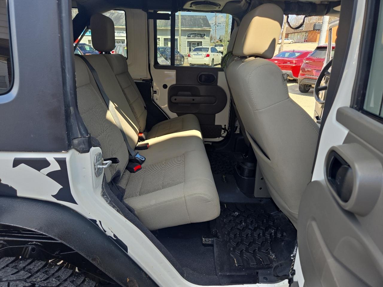 Jeep Wrangler Unlimited 4WD 4dr Rubicon 2009