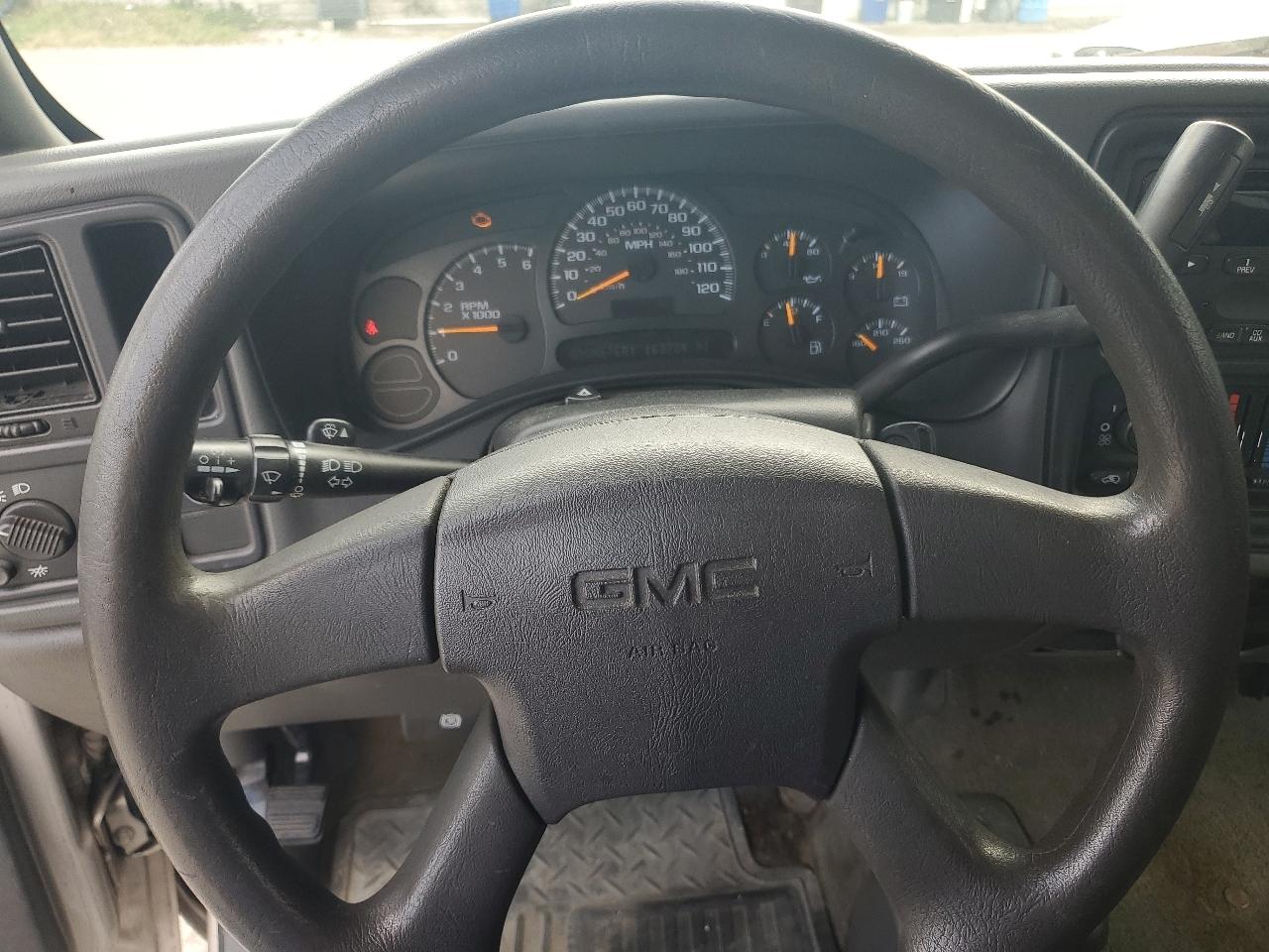 GMC Sierra 1500 4WD Ext Cab 134.0" Work Truck 2004