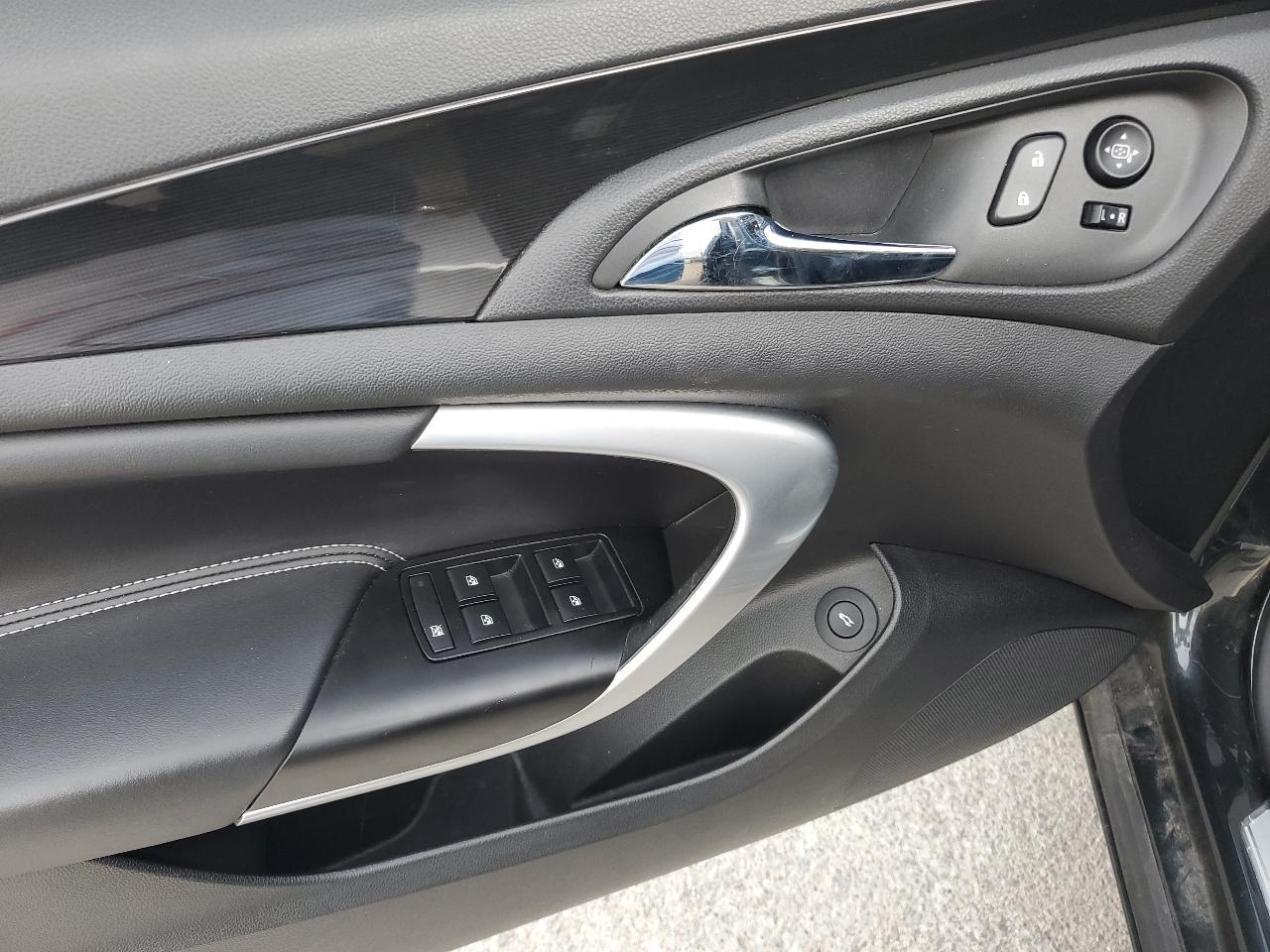 Buick Regal 4dr Sdn Turbo FWD 2015