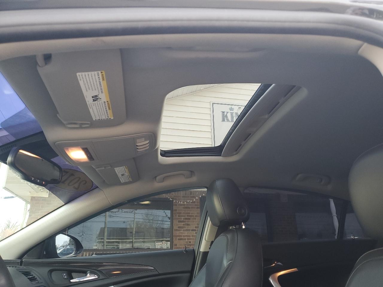 Buick Regal 4dr Sdn Turbo FWD 2015