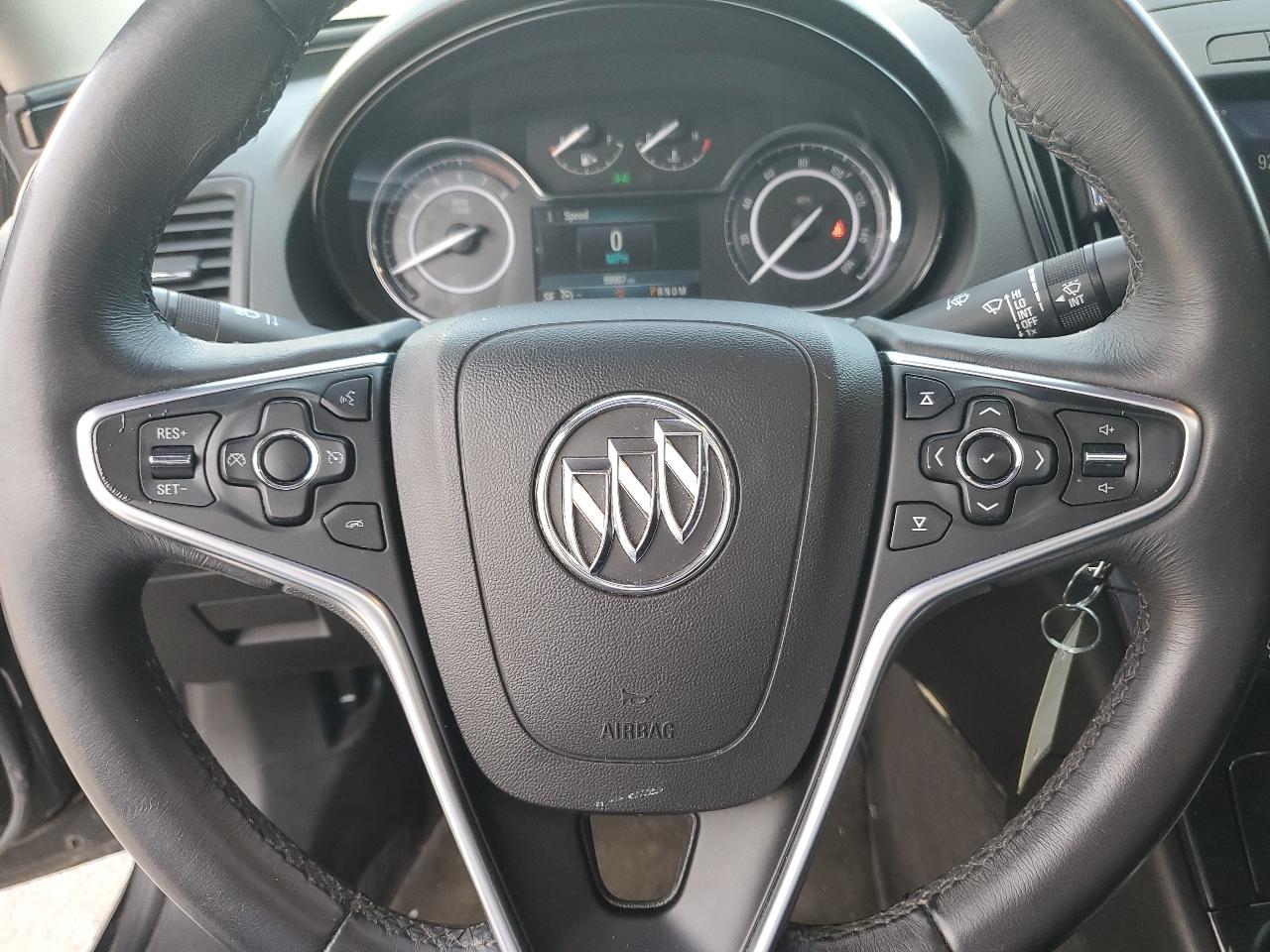 Buick Regal 4dr Sdn Turbo FWD 2015