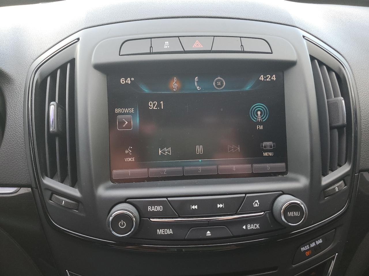 Buick Regal 4dr Sdn Turbo FWD 2015