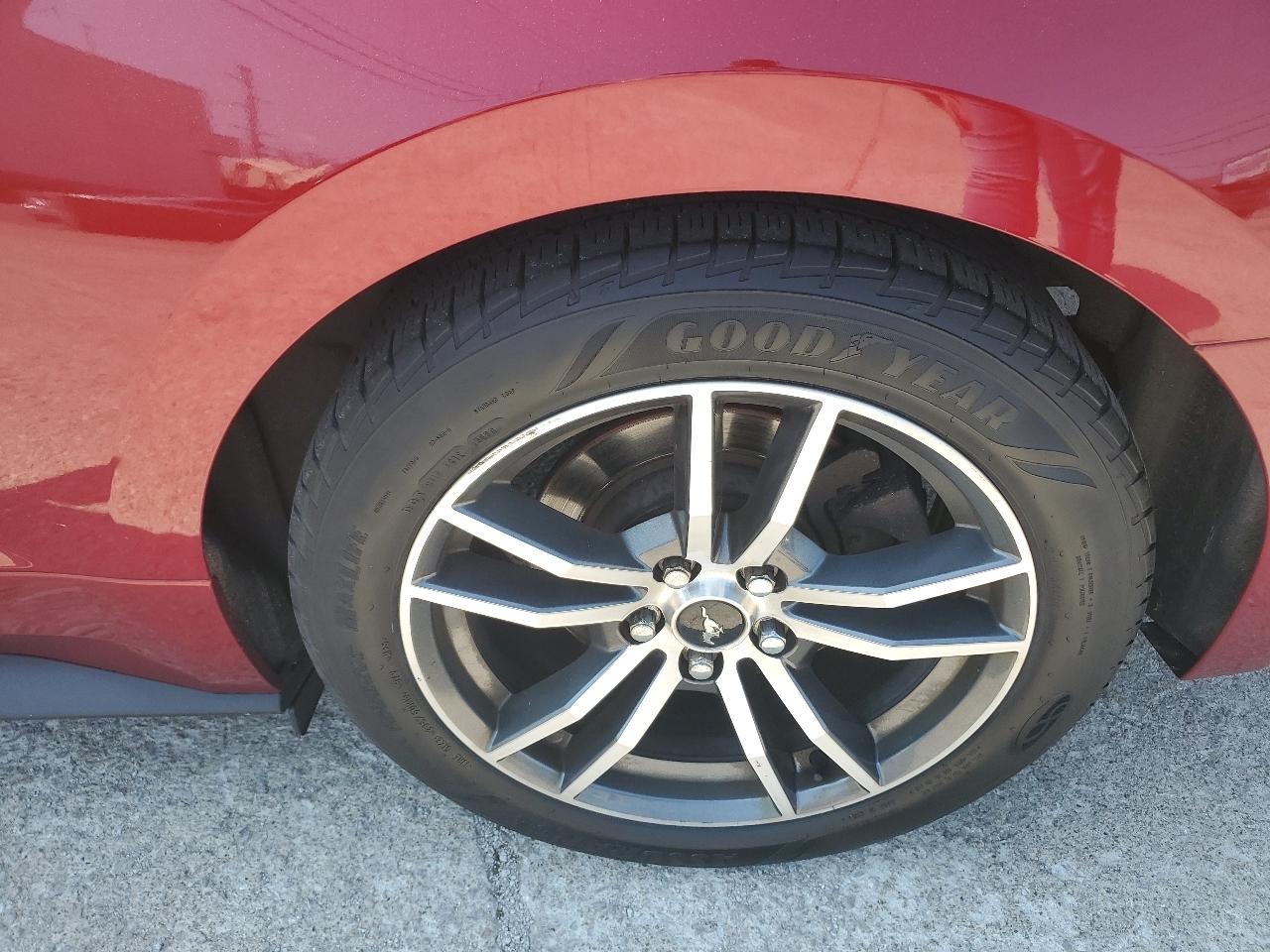 Ford Mustang 2dr Fastback EcoBoost 2016