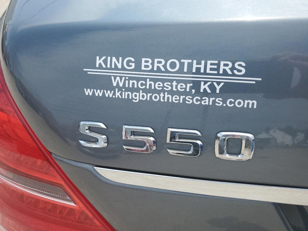 Mercedes-Benz S-Class 4dr Sdn S 550 RWD 2011