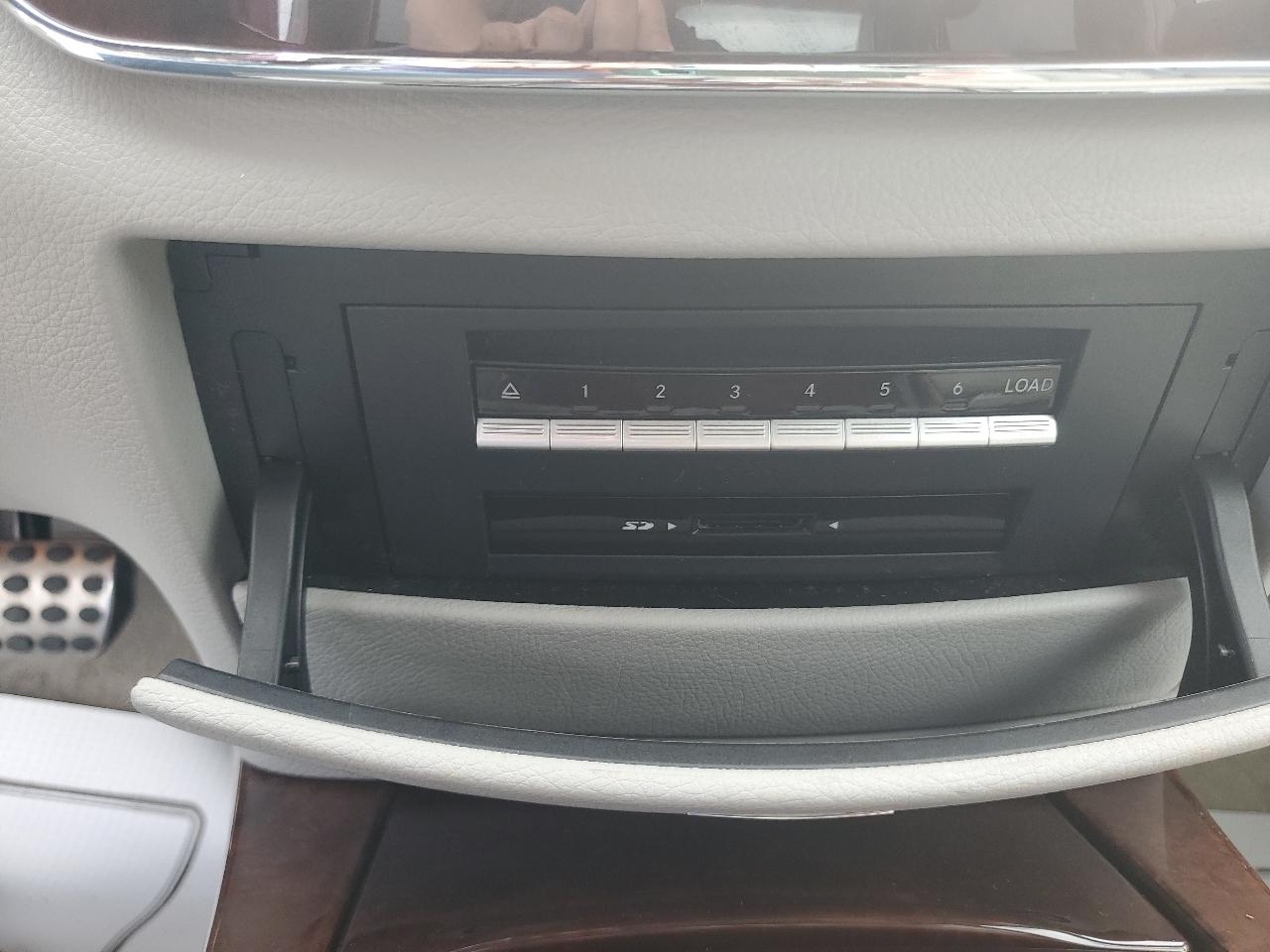 Mercedes-Benz S-Class 4dr Sdn S 550 RWD 2011