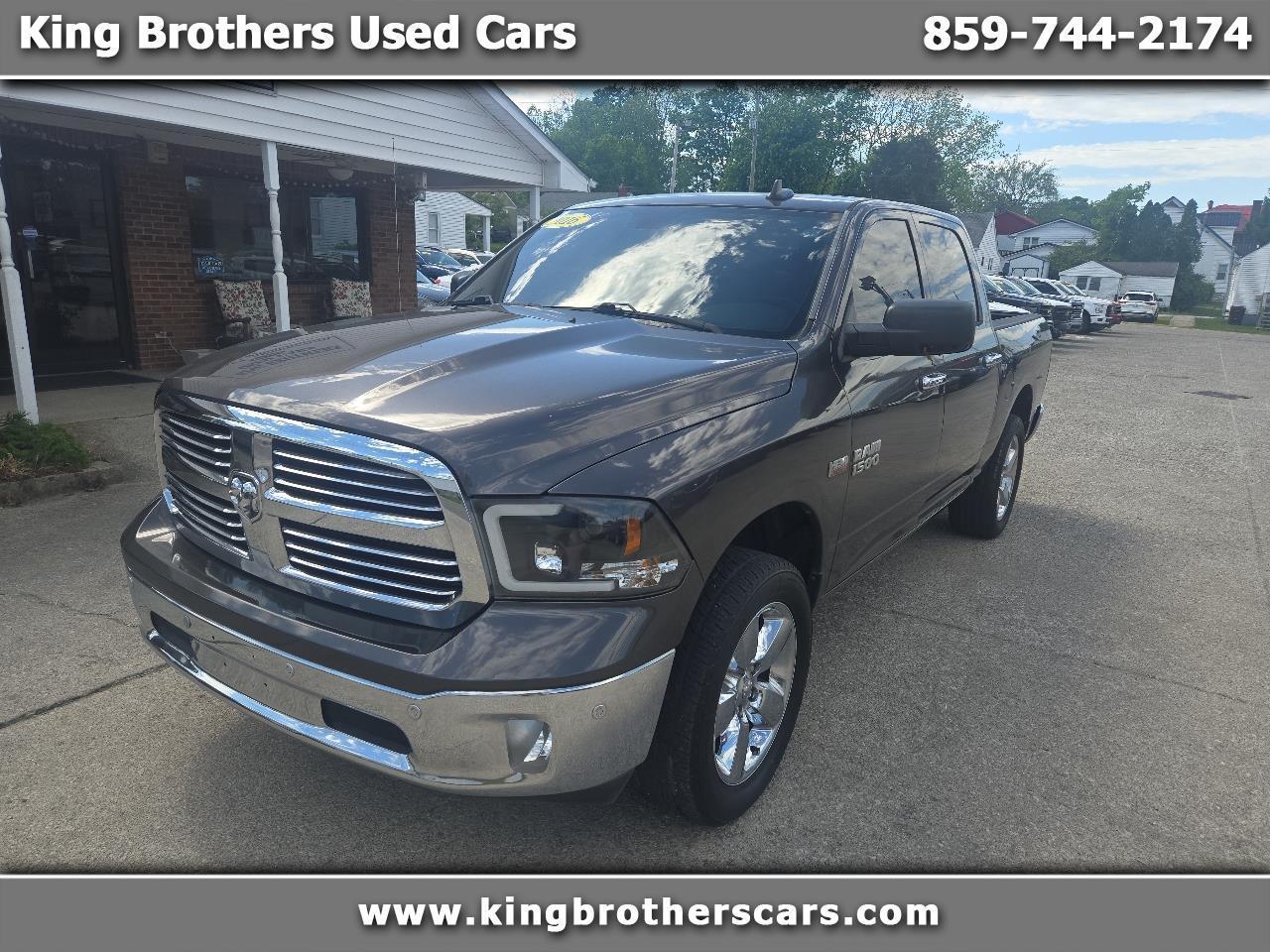 2016 RAM 1500 4WD Crew Cab 140.5" Big Horn