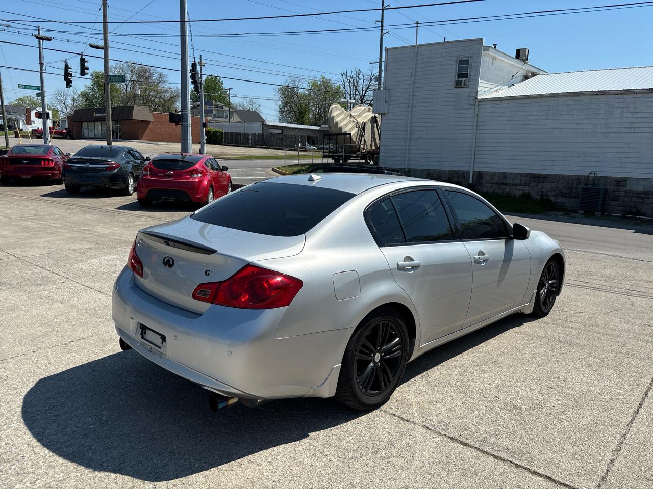 Infiniti G37 Sedan 4dr x AWD 2012