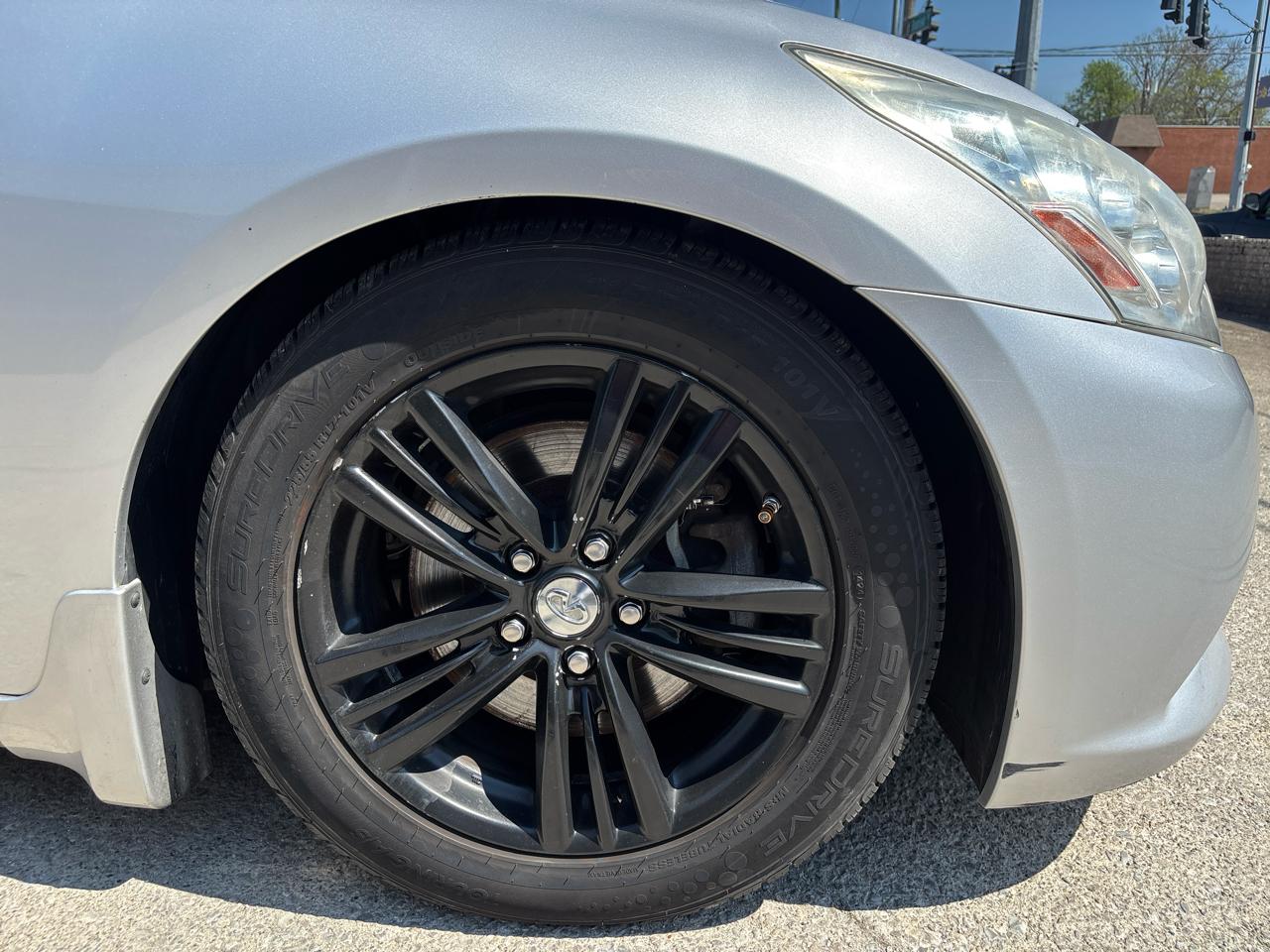 Infiniti G37 Sedan 4dr x AWD 2012